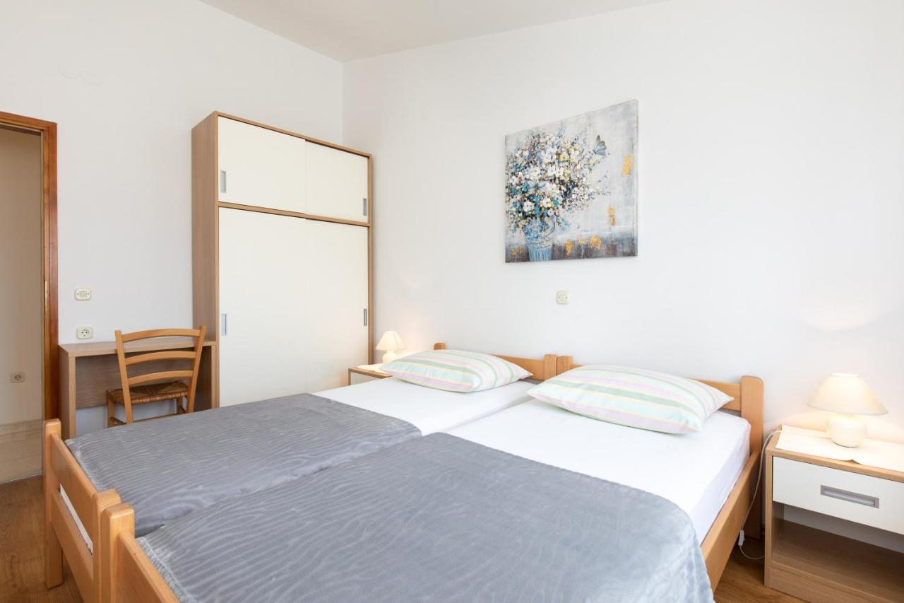 Apartments Dujmovic Ivo 1 Башка Екстер'єр фото