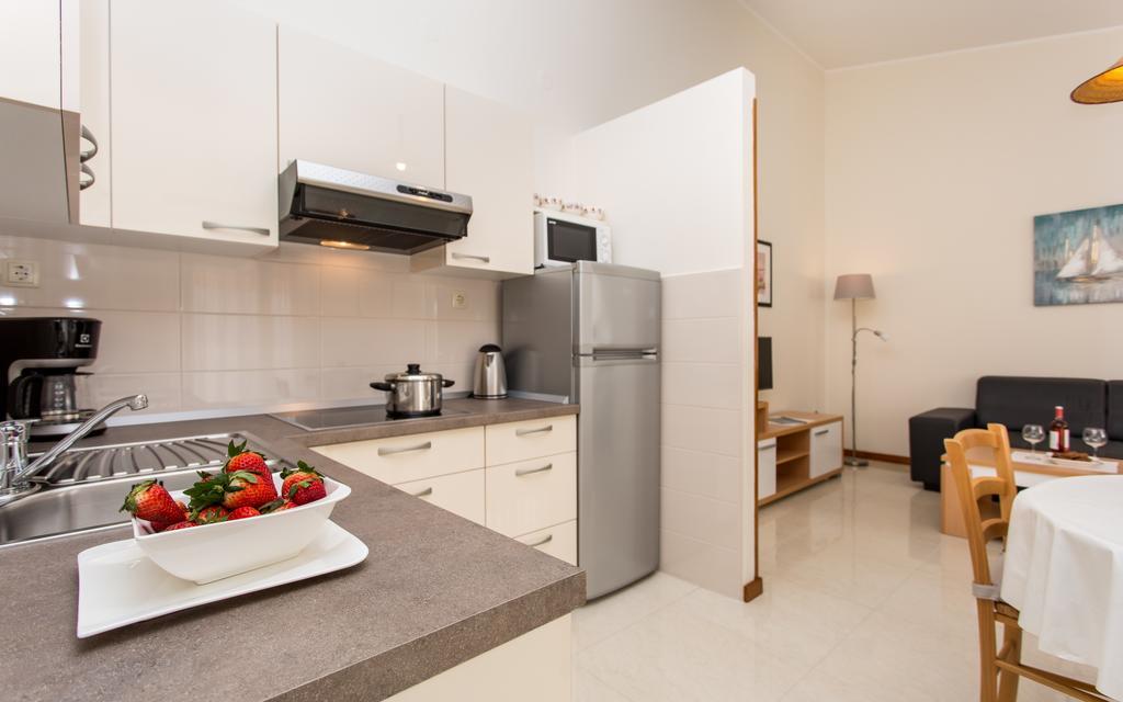 Apartments Dujmovic Ivo 1 Башка Екстер'єр фото