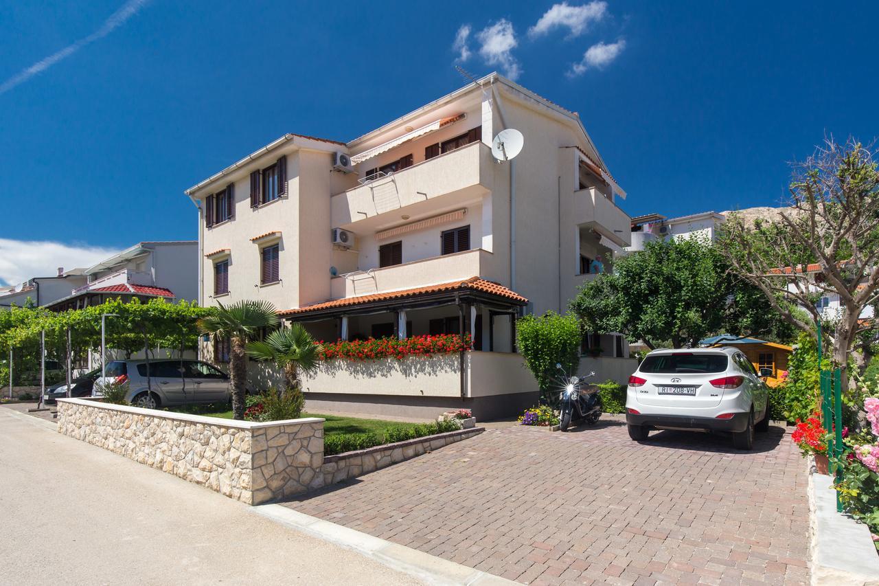 Apartments Dujmovic Ivo 1 Башка Екстер'єр фото